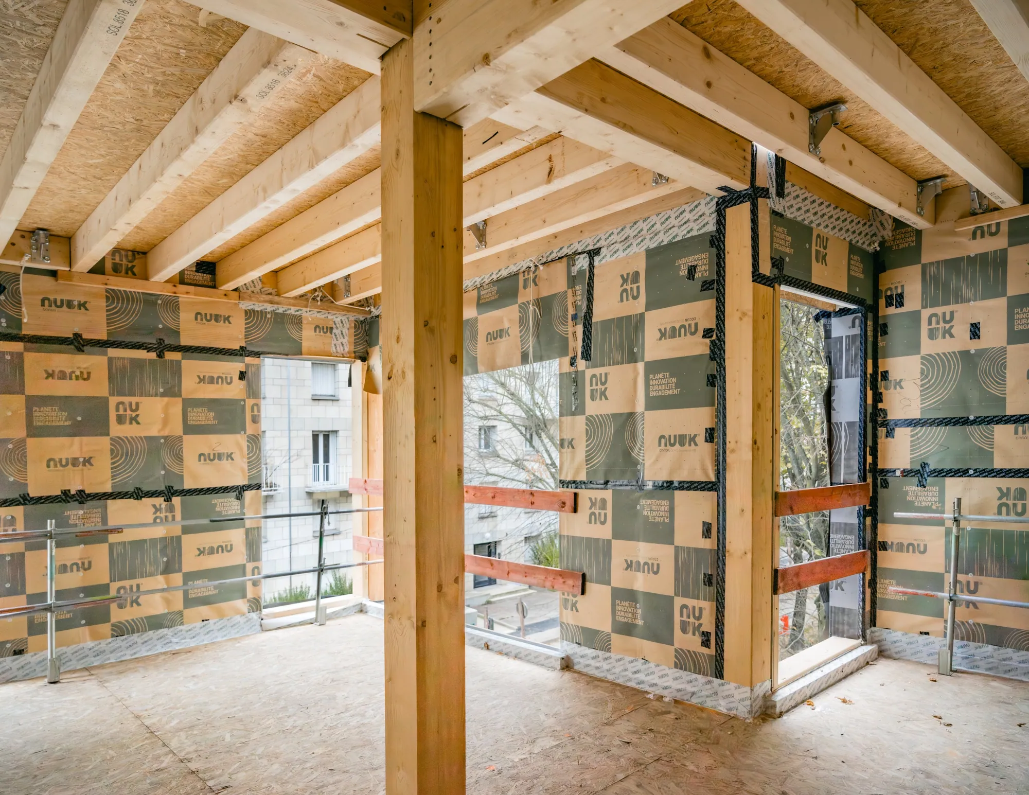 Intérieur en ossature bois pendant le chantier
